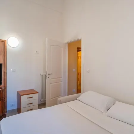 -zia Anna-apartment In The Heart Of Appartamento Sanremo